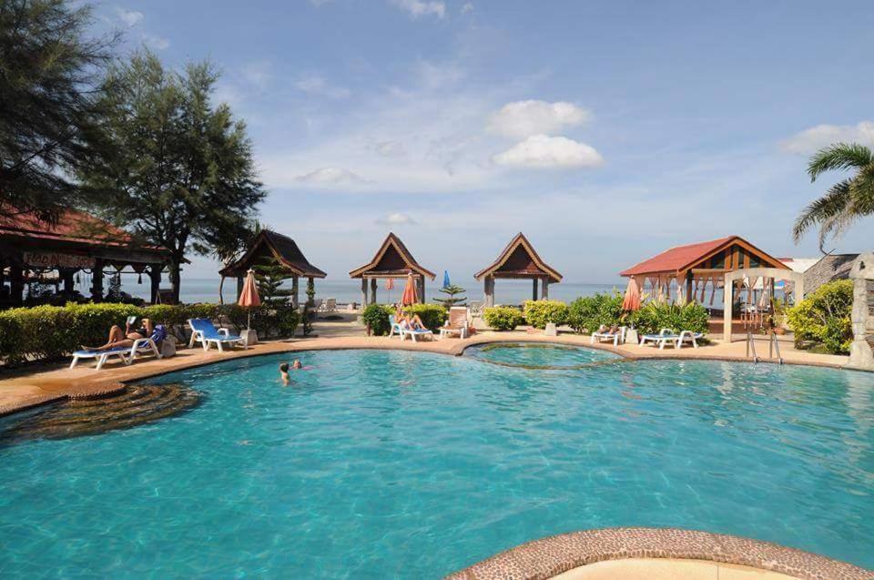 Prukrom Lanta Guesthouse Ko Lanta Buitenkant foto