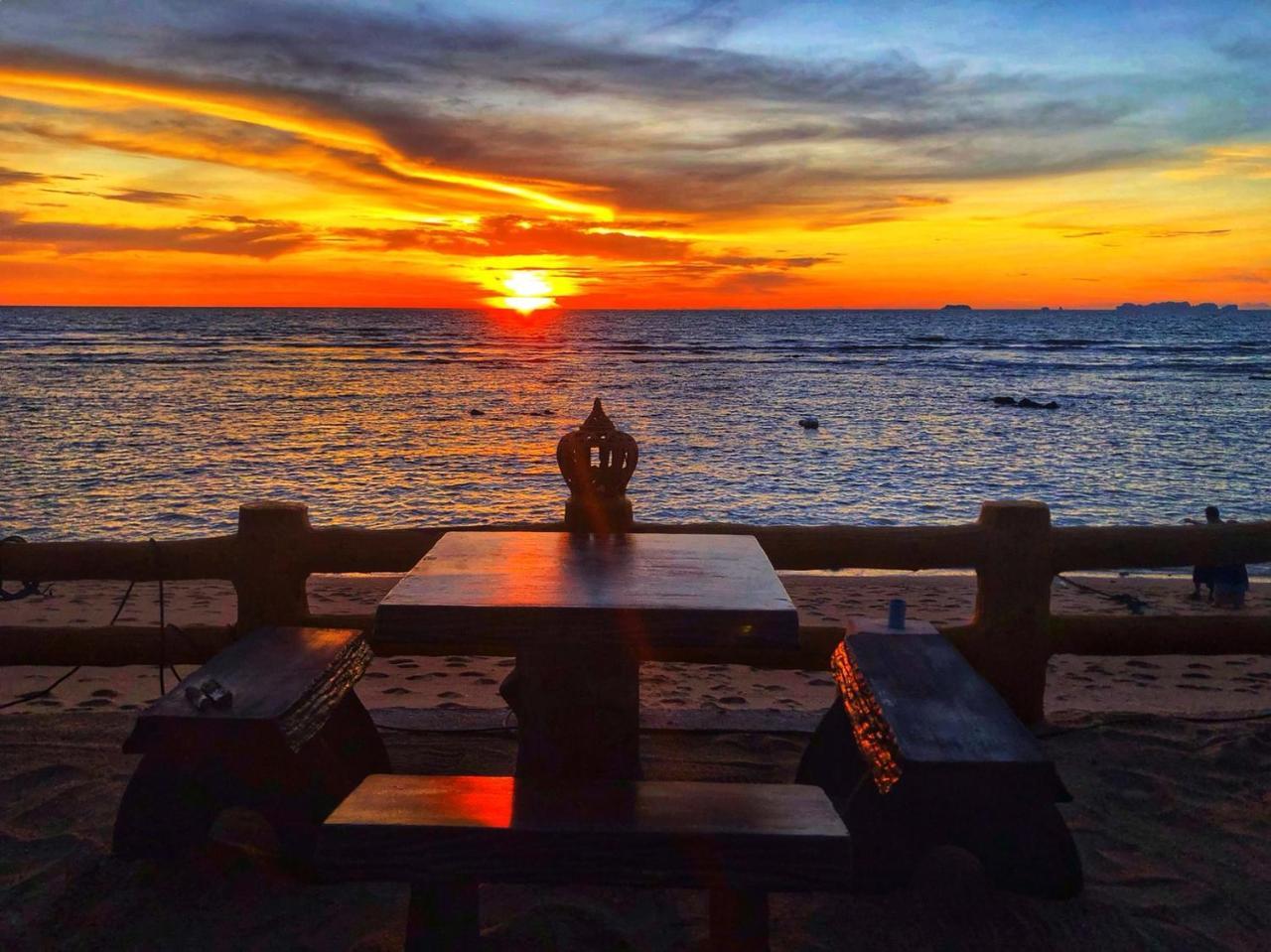Prukrom Lanta Guesthouse Ko Lanta Buitenkant foto